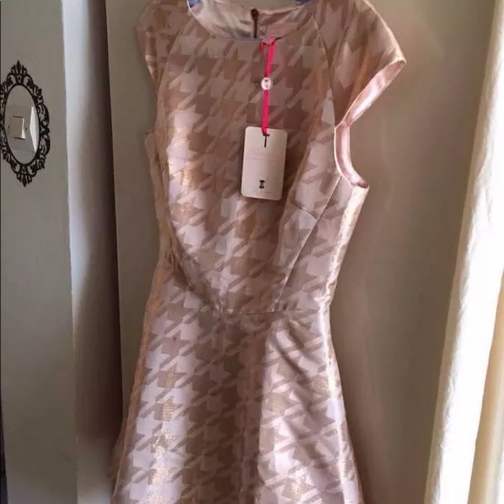 TED BAKER HOUNDSTOOTH FIT AND FLARE